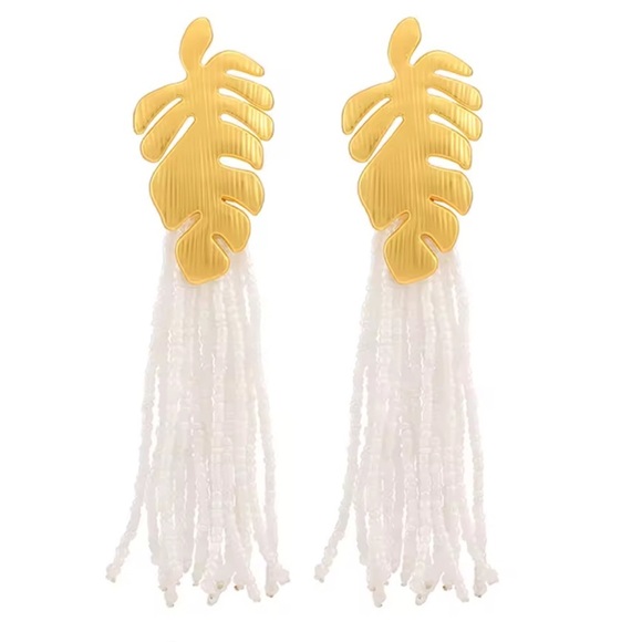 TROPICAL LEAF GOLD EARRINGS - Picture 2 of 3